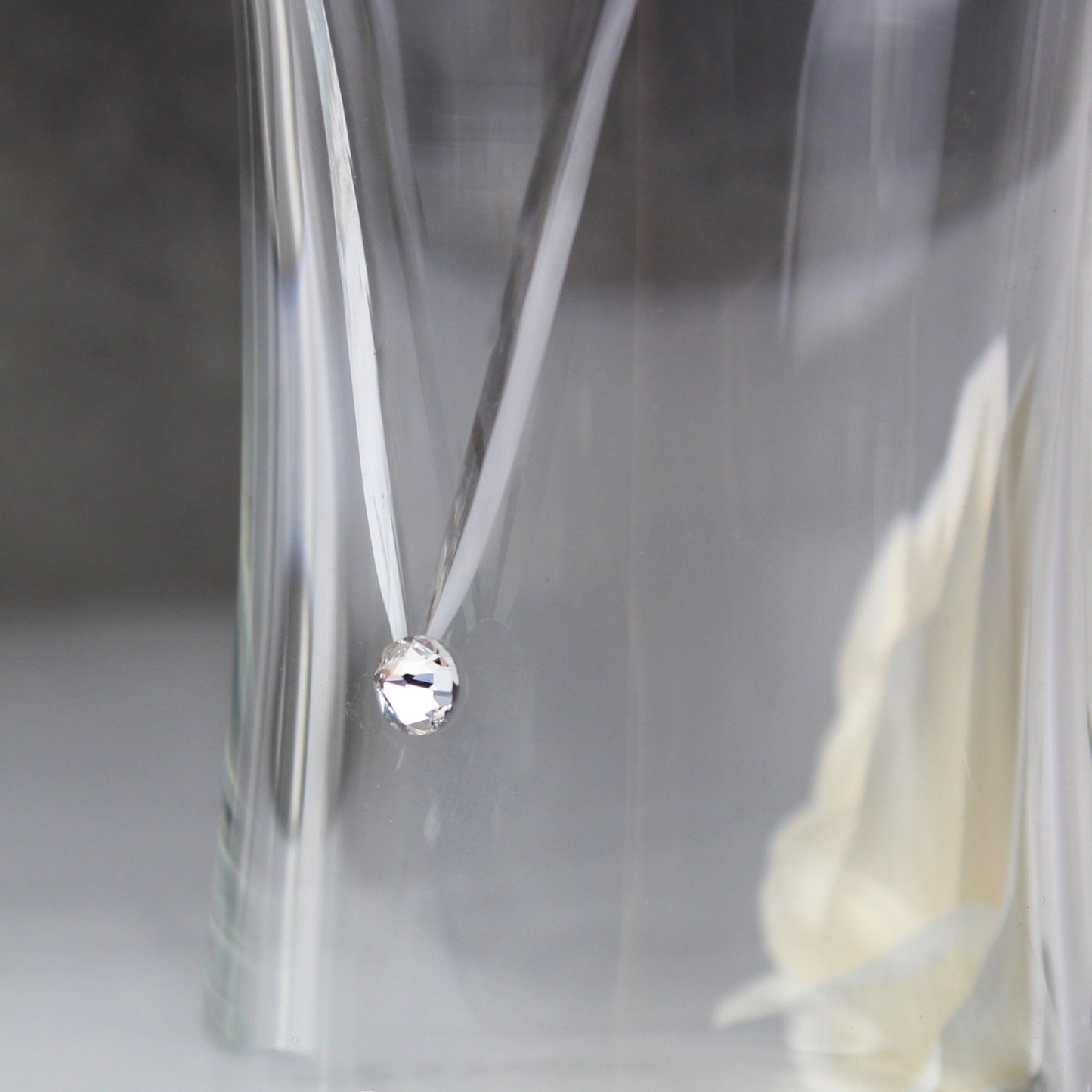 Personalised Leaf Motif Hand Cut Diamond Effect Heart Vase