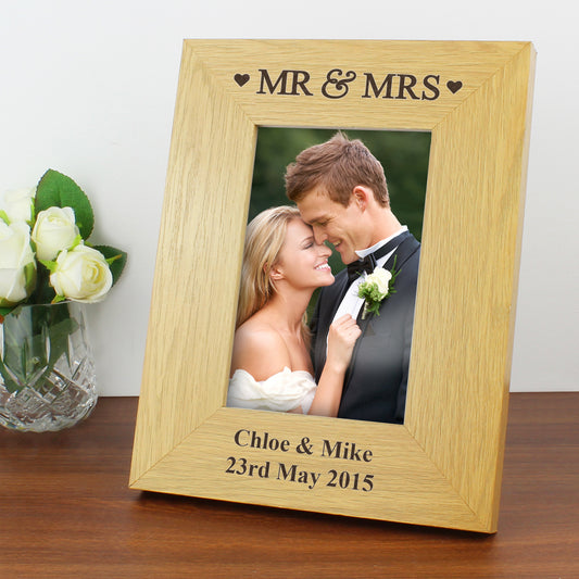 Personalised Oak Finish 6x4 Mr & Mrs Photo Frame