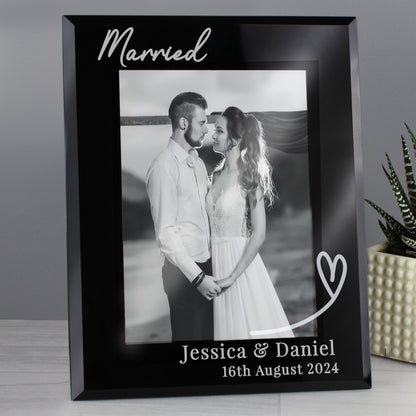Personalised Heart Black Glass 7x5 Photo Frame