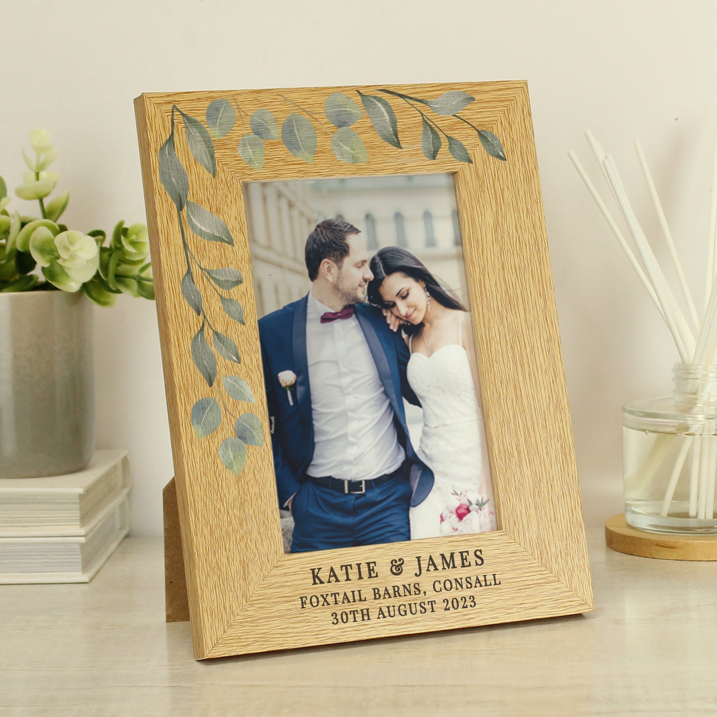 Personalised Botanical 6x4 Oak Finish Photo Frame